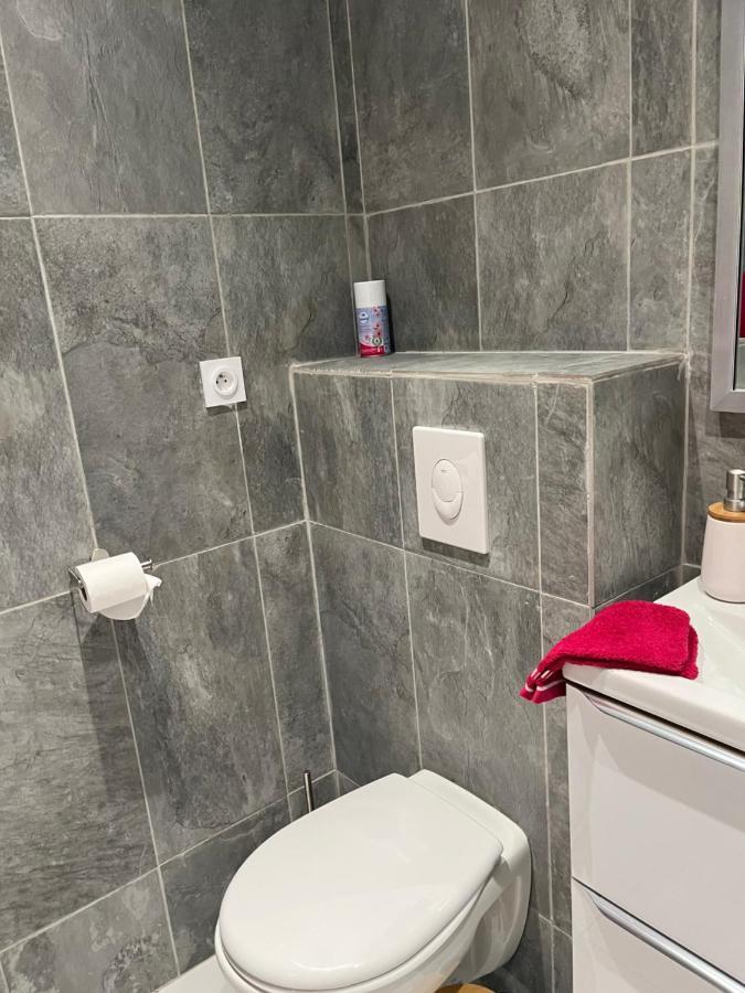 Hauteurs De Toulon : Charmant Studio Piscine Kültér fotó